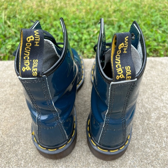 Dr. Martens Blue Patten Leather Lace Up Boots, Women’s size 9 - Picture 5 of 10